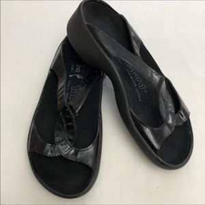 TATAMI by Birkenstock Sz 7 Slide Sandals